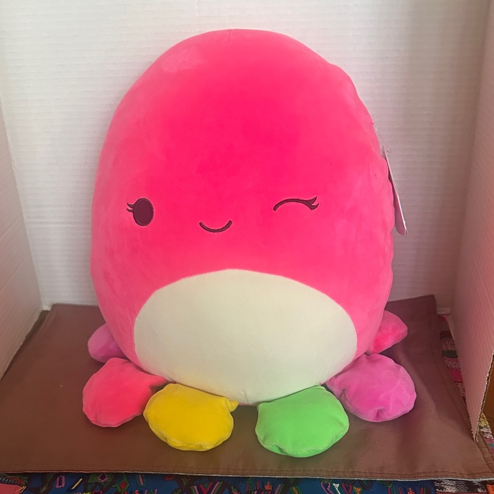 Squishmallows Lasla 12 inch -NWT